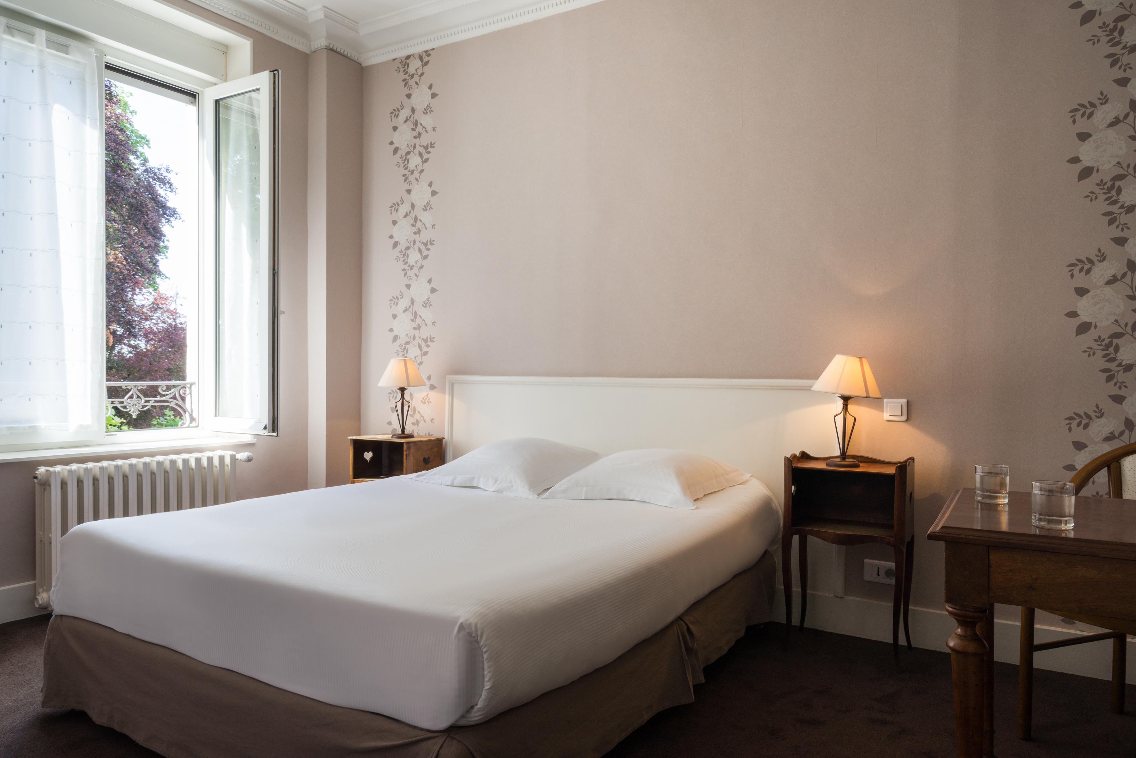 The Originals Boutique, Hôtel Terminus, Bourg-en-Bresse Gare (Qualys-Hotel) Exterior foto
