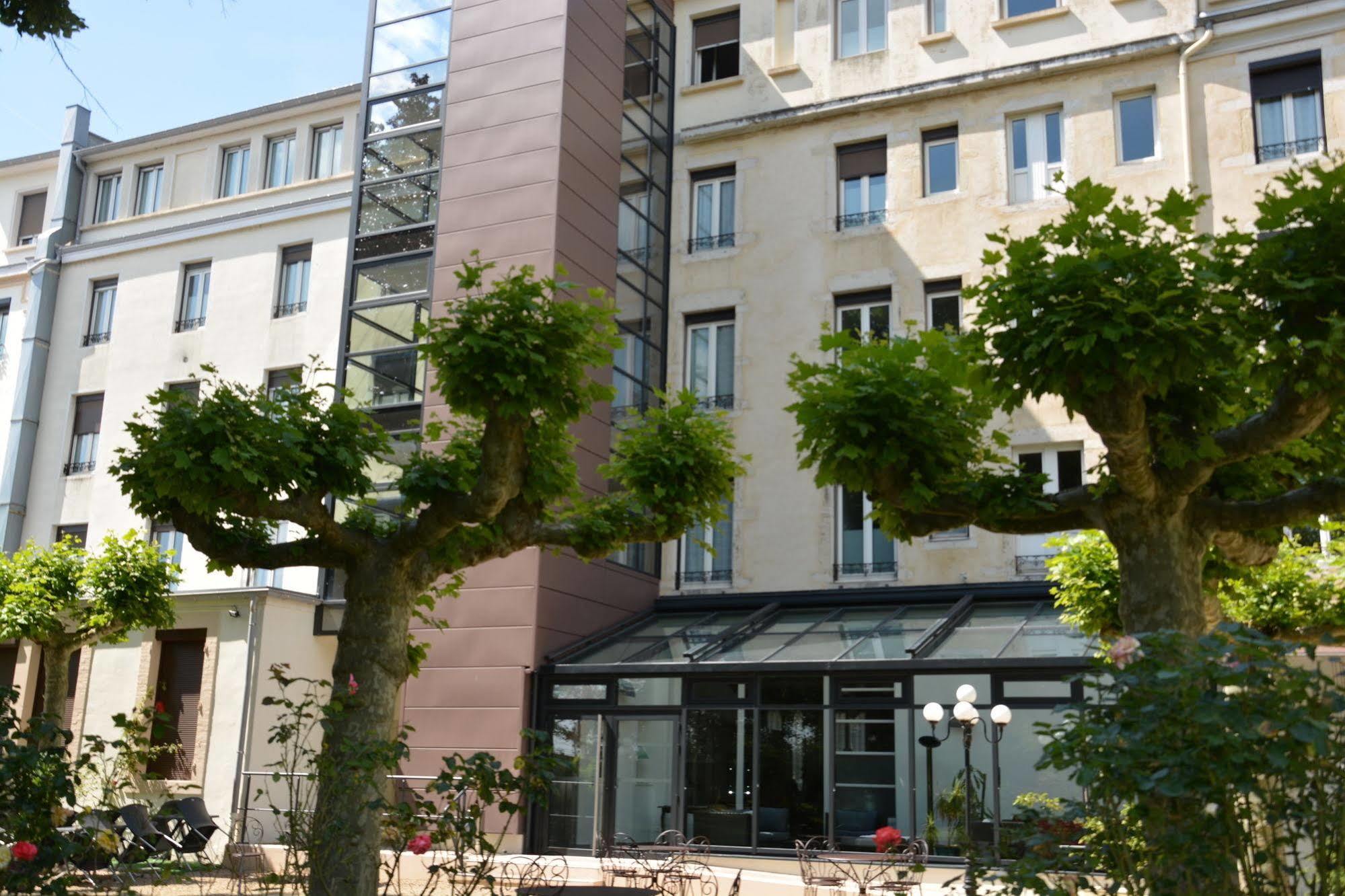 The Originals Boutique, Hôtel Terminus, Bourg-en-Bresse Gare (Qualys-Hotel) Exterior foto